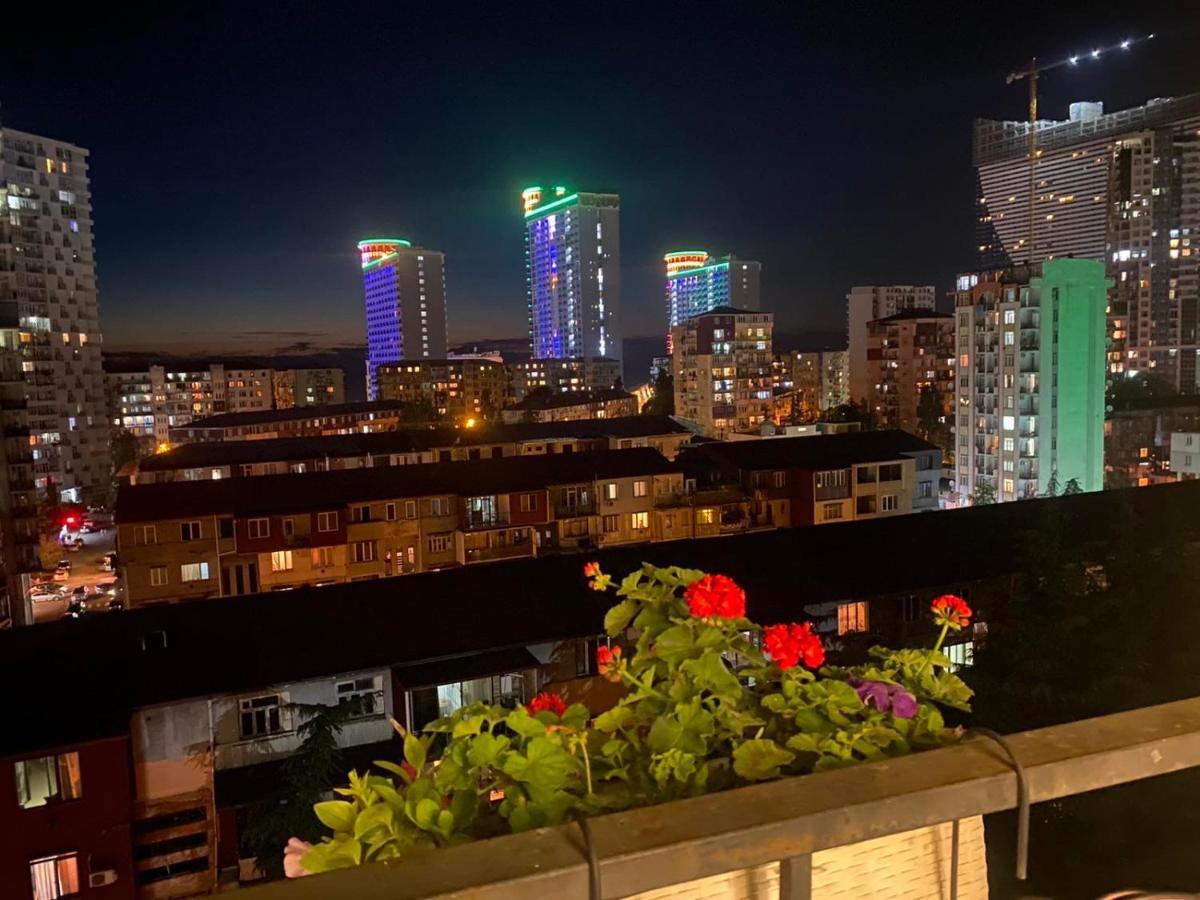 Apartamento Batumi Heaven Exterior foto