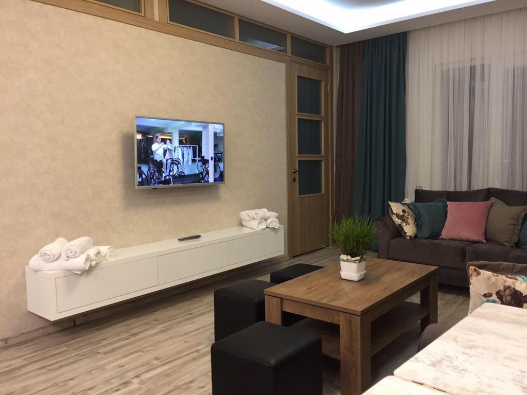 Apartamento Batumi Heaven Exterior foto
