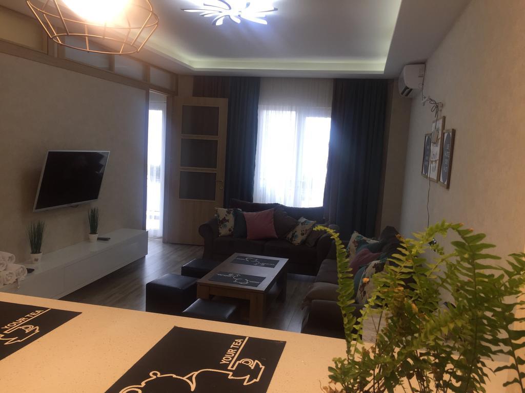 Apartamento Batumi Heaven Exterior foto